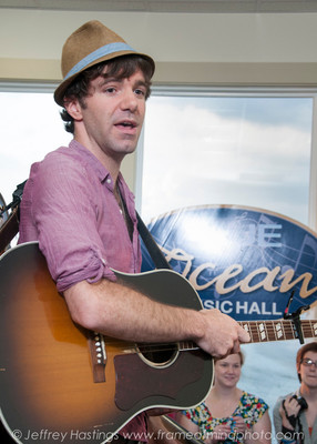 Stephen Kellog Blue Ocean Music (5 of 17)