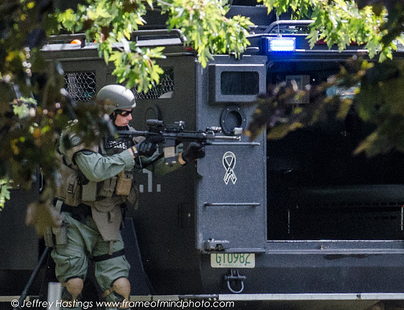 MPD SWAT Mammoth Rd 125-54462038