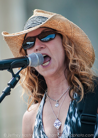 Lisa Guyer
