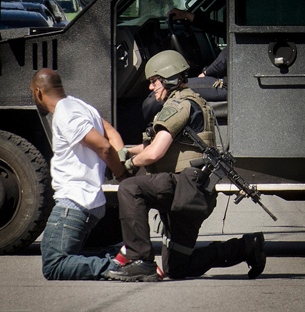 MPD SWAT Conant St-4051