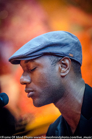 Aloe Blacc HOB-375