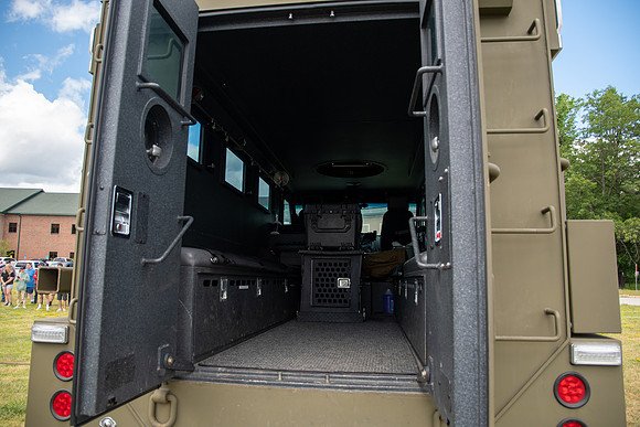 FOM 2022-5833