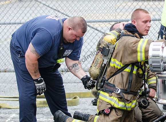 NFD  Fire 103 Lock St-10