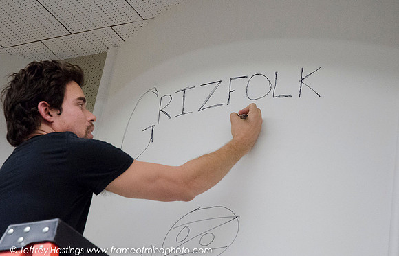 WXRV Grizfolk RMH-6690_