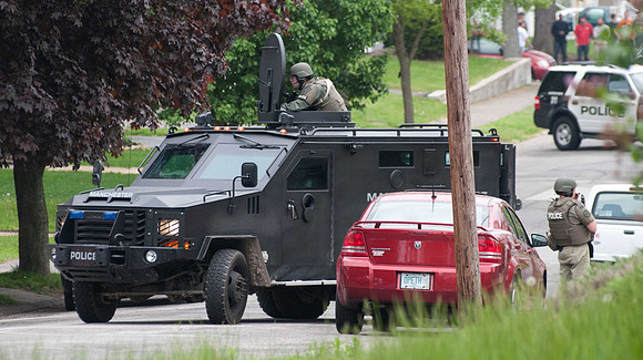 MPD East High Stand Off-0981
