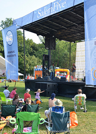 Music Matters Beverly Fans - Vendors
