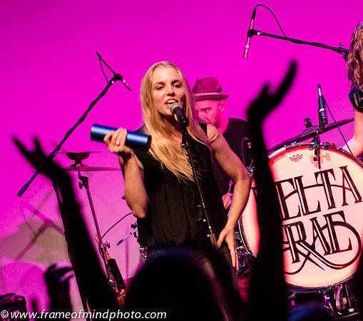 Delta_Rae_-_Firehouse_Newburyport-358