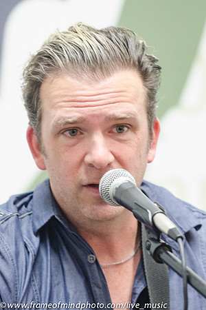 Chris Trapper-8206