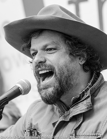 WXRV Rusted Root RMH-7997