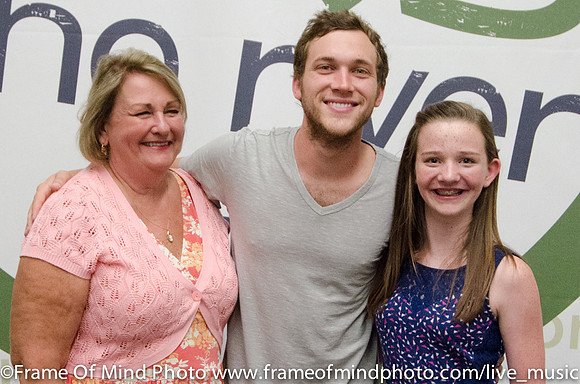 Phillip Phillips-195