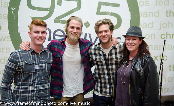 Jamestown Revival-8243