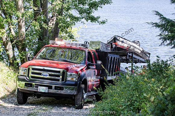 MFD INC Water Rescue - Merrimack River-9414