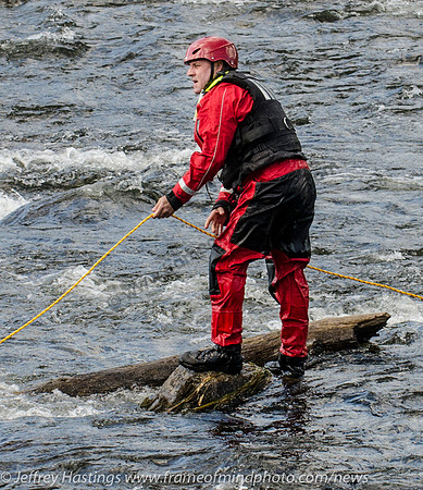 MFD INC Water Rescue - Merrimack River-9464