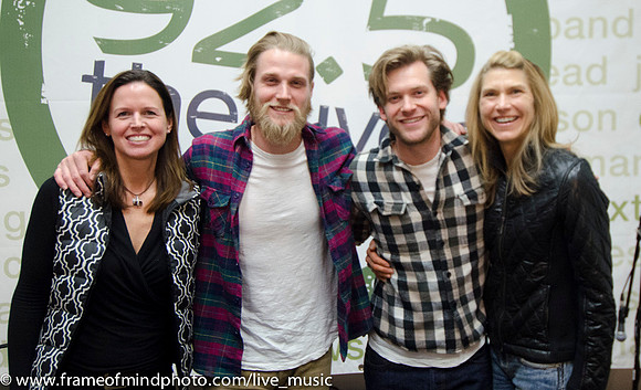 Jamestown Revival-8238