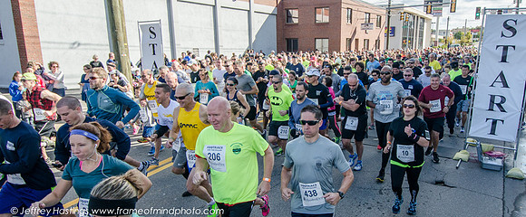 MPD Foot Race For The Fallen -84442051