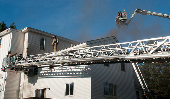 MFD Fire Mammoth Rd -86-0134_